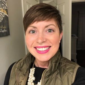 Meet your Posher, Kayla